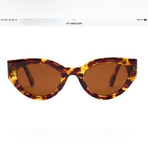 I-SEA Ashbury Sky Cat-eye Sunglasses